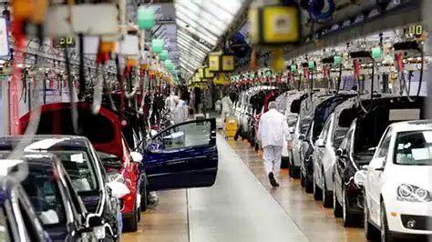 Respalda sector automotriz aranceles de México a China