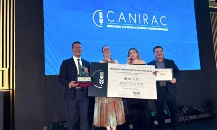 Brilla BC en “Premio al Mérito Restaurantero” de la CANIRAC
