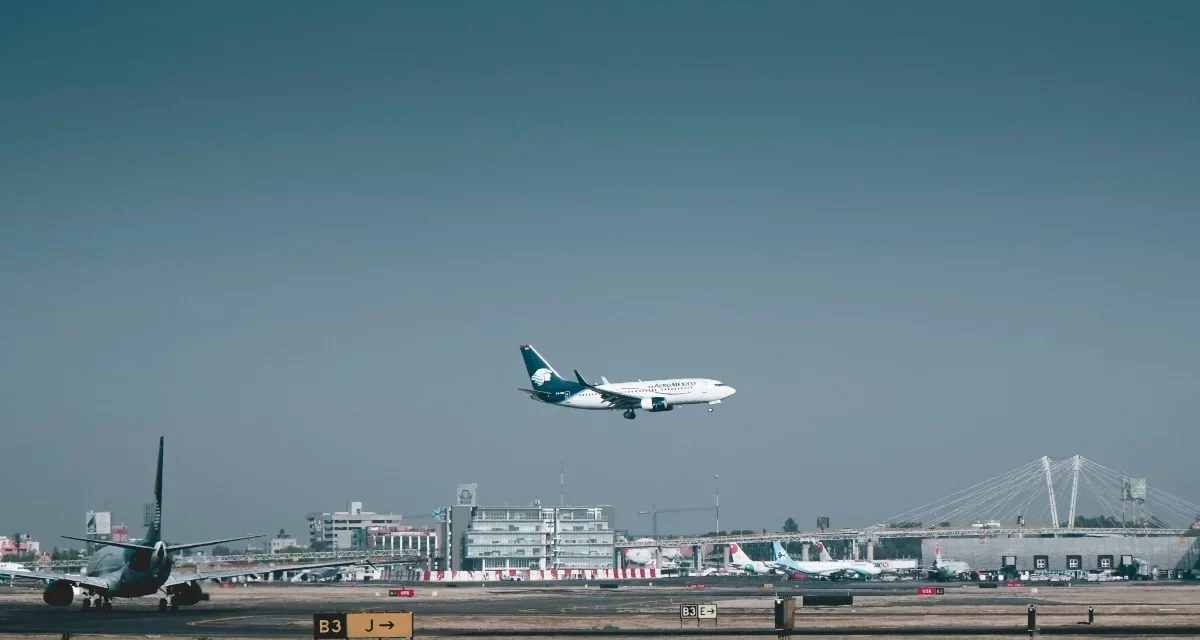 Cancela Trump rutas entre aeropuertos de CDMX y EEUU
