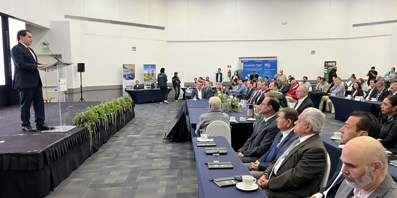 Realizaron con éxito la “Cumbre Empresarial Canacintra 2025”