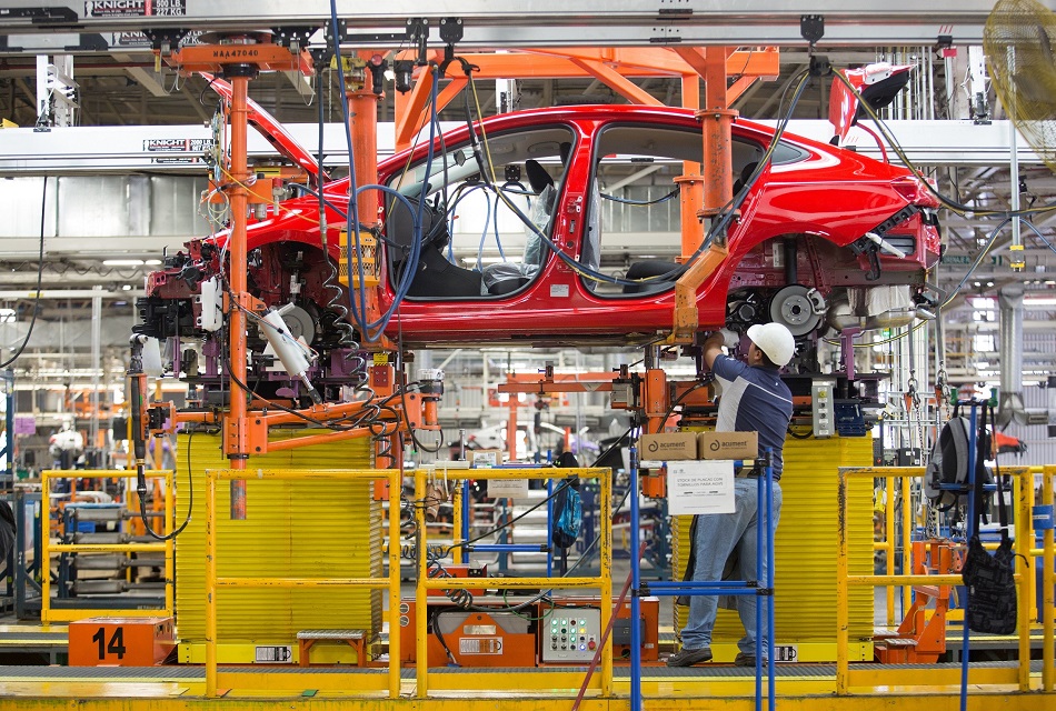 Cae 6.1% producción de vehículos ligeros en septiembre