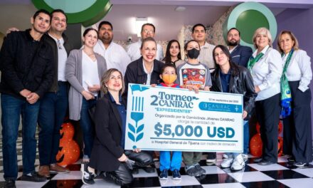 Entregan jóvenes CANIRAC Tijuana donativo en apoyo a niños con cáncer