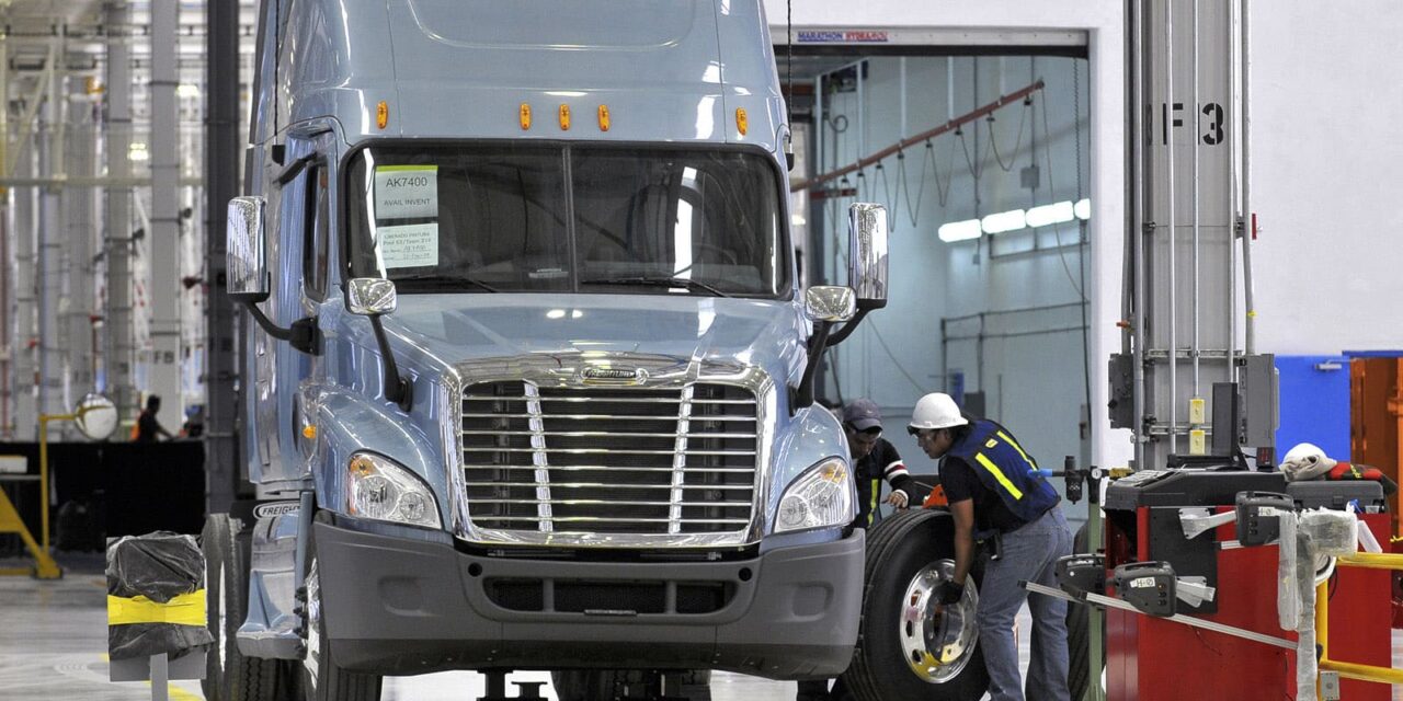 Buscará México acuerdo con EEUU para evitar arancel de 25% a los camiones