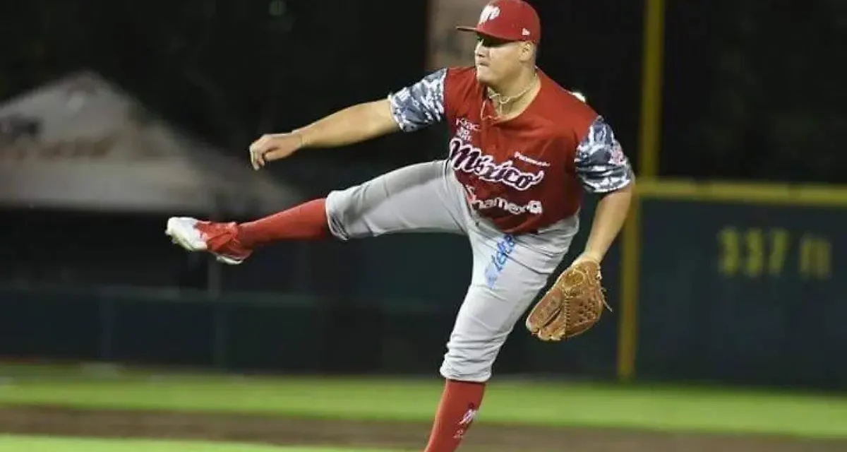 Llega Juan Robles para pretemporada de Águilas