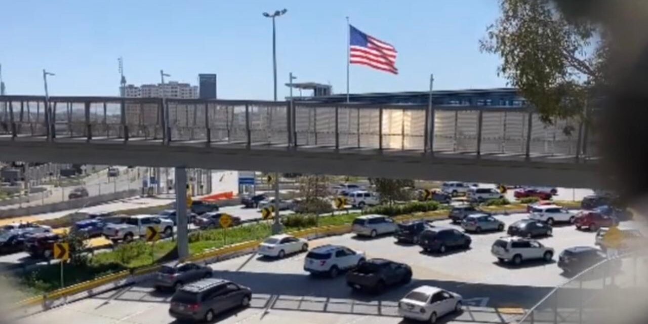 Afecta cierre de gobierno de EEUU cruces en garitas y procesos migratorios