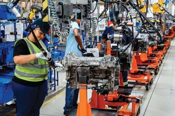 Suma siete meses de caídas la Industria Mexicana  