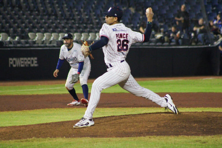 Cierra Águilas serie en casa con derrota ante Jaguares