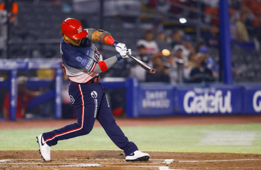 Arrasa Águilas con 3 HR’s sobre Charros