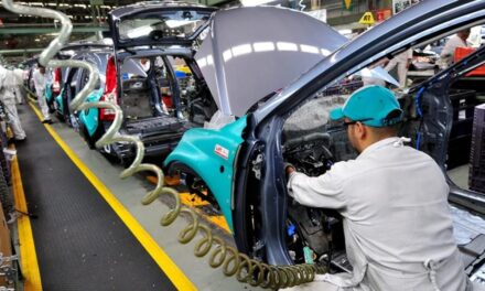 Advierte industria automotriz riesgo por aranceles a las autopartes chinas