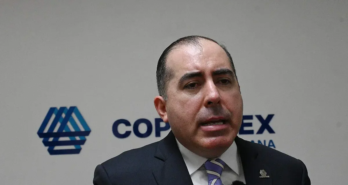 Mantiene extorsión “arrodillado” al empresariado