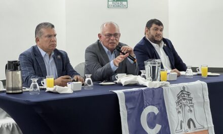 Advierten industriales sobre posible recesión económica en 2026