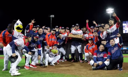 Vencen Águilas de Mexicali 8-1 a Charros