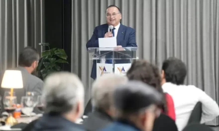 Reeligen a Olivaldo Paz como presidente de Canaco Tijuana periodo 2026