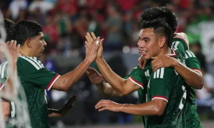 Corta México su mala racha, pero deja dudas y mal sabor en su visita a Panamá