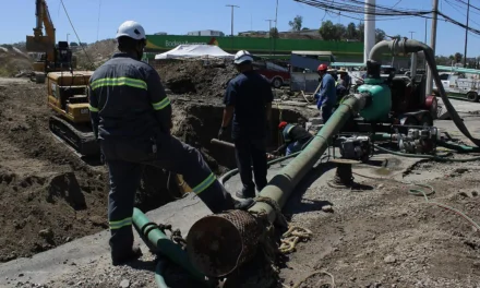 Se preparan en casas y comercios de Tijuana para corte masivo de agua