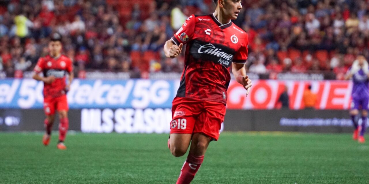 Gilberto Mora, sin fecha de regreso en Xolos