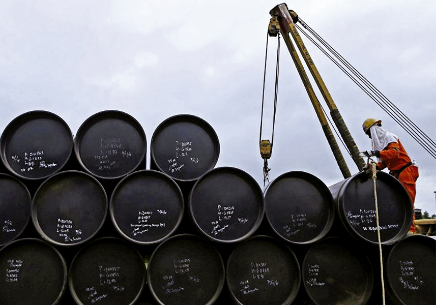 Cae petróleo a mínimos de casi dos meses por esperanzas de acuerdo entre EU e Irán