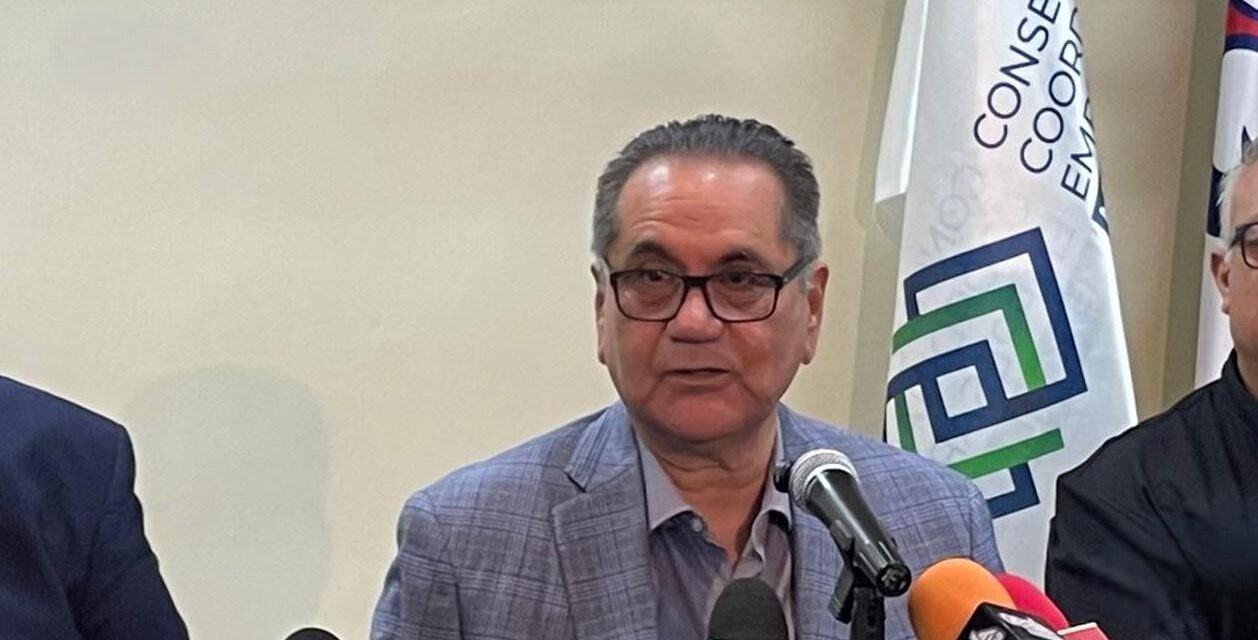 Designan a Octavio Sandoval Coordinador Estatal de los CCE de BC