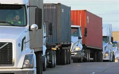 Siguen exigiendo dominio de inglés a transportistas para renovar visa