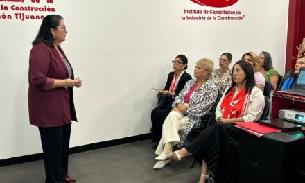 Fortalecen liderazgo femenino en la industria de la construcción