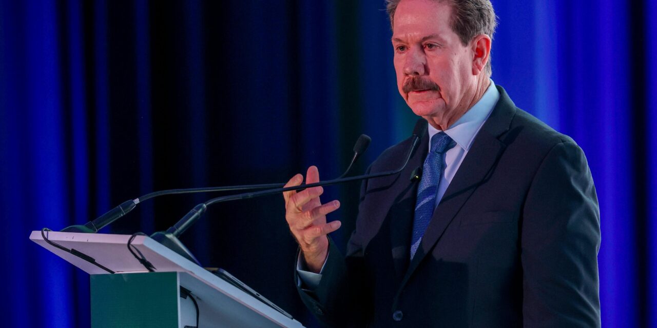 Reeligen a Roberto Lyle como líder del CCE Tijuana