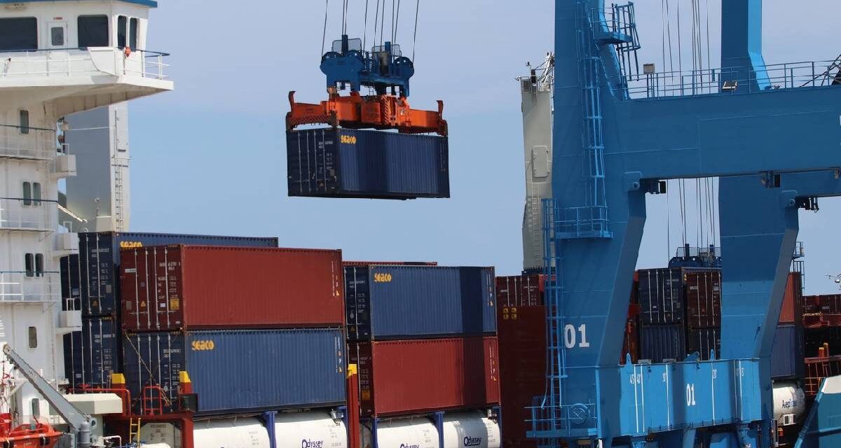 Pagan importaciones de México a EU 3.7% de arancel gracias a T-MEC