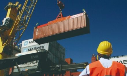 Aumentaron exportaciones mexicanas 27.7% en marzo impulsadas por los electrónicos