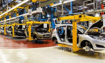 Acelera producción y exportación de autos de México en marzo