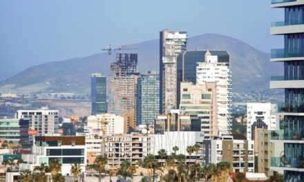 Advierten riesgos por operaciones con agentes inmobiliarios no acreditados en Tijuana