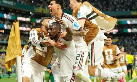 Vence México 3-0 a Chequia: pasa invicto y sin goles en contra