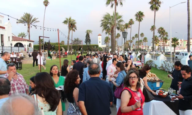 Anuncia La Muestra del Vino 2026 a Mi Banda El Mexicano en Ensenada