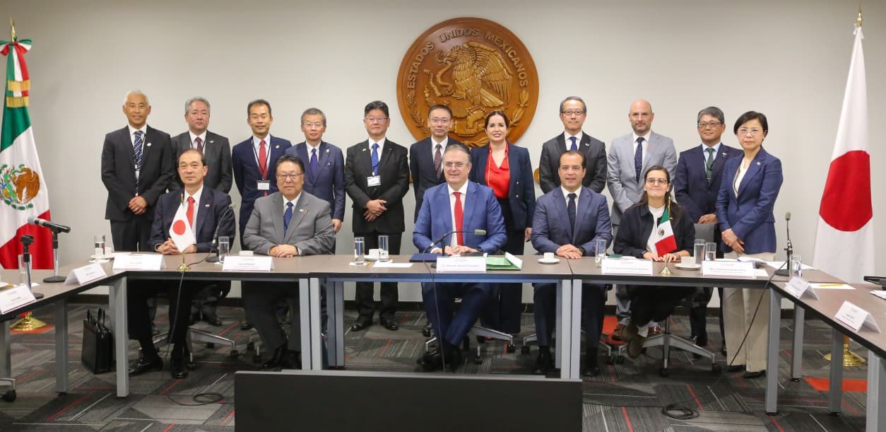 Se reúne Ebrard con principales marcas japonesas