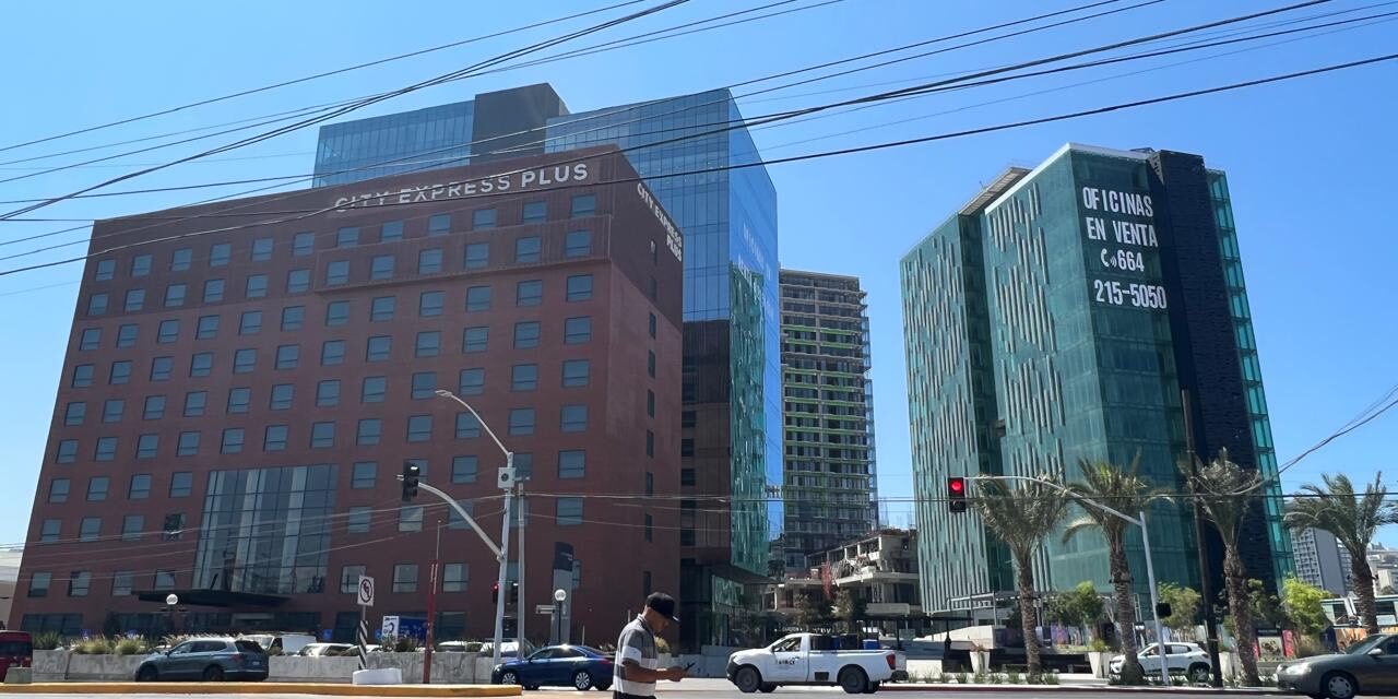 Detona vivienda vertical actividad económica en Tijuana