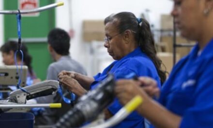 Prevé Arhitac mayor supervisión laboral a maquiladoras por revisiones del T-MEC