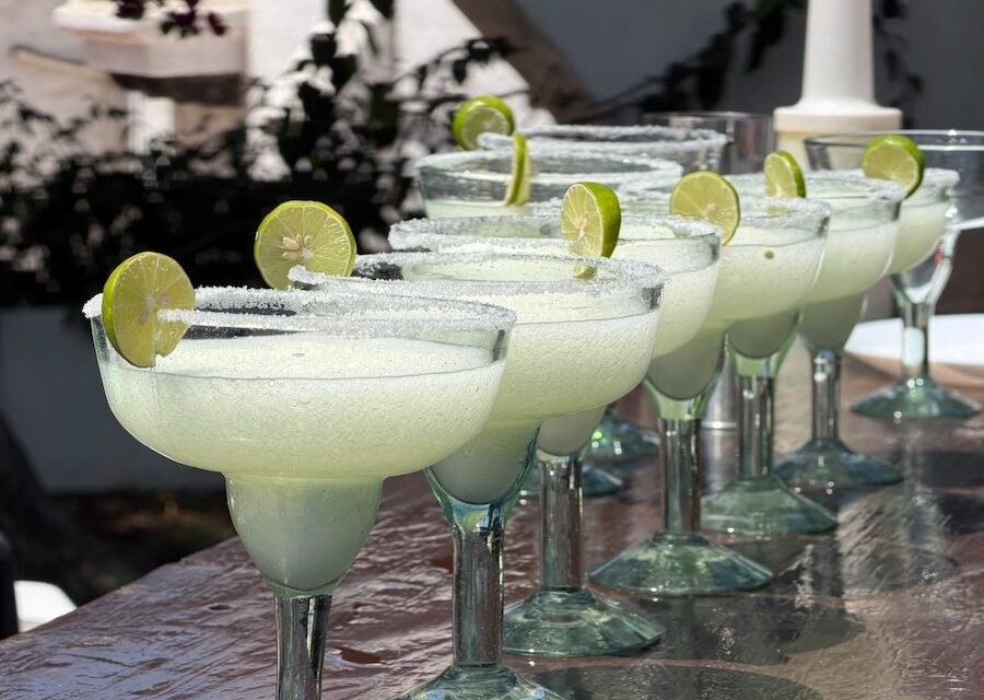 Celebrará Ensenada por 78 años de la “margarita” con música, gastronomía y cultura