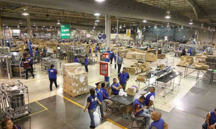 Prevé Arhitac cierre estable y alza salarial cercana al 6% para 2027