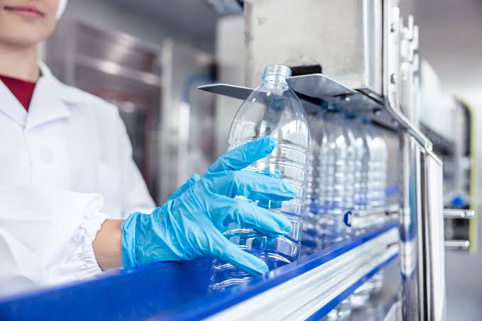 Enfrentan insumos plásticos mexicanos mayor presión comercial en Europa