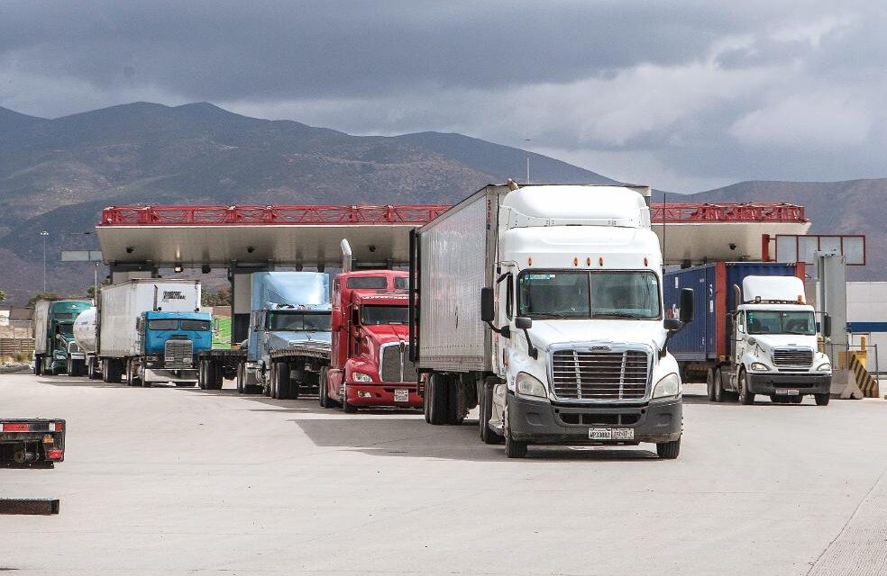 Caen 3.1% ingresos de aduanas pese al avance de las importaciones