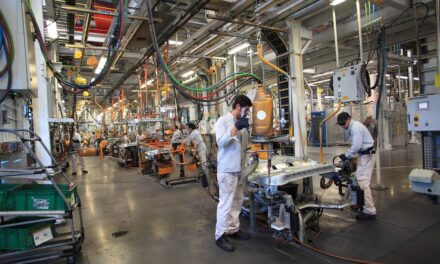 Perfila actividad económica de México crecimiento de 2.5% en agosto