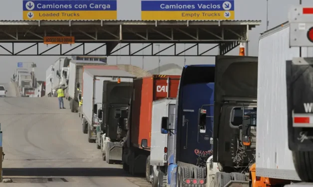 Impulsa México ocho proyectos para agilizar el transporte de carga en la frontera con EU