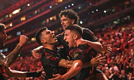 Golea Xolos en casa a Santos Laguna