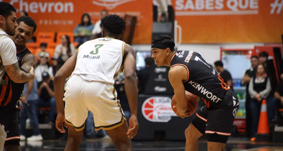 Aplastante triunfo de Soles en playoffs