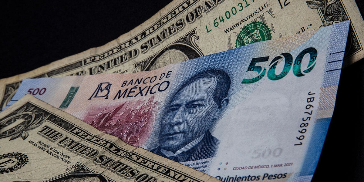 Se estabiliza el peso ante menor expectativa de alza de tasas de la Fed