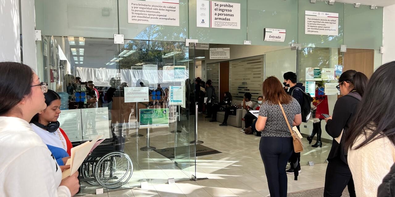 Vence plazo para reducir adeudos fiscales ante el SAT