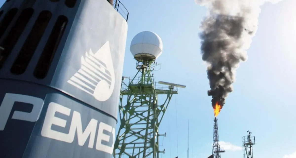 Reduce Pemex 21% su deuda y va por inversión de 1.8 billones de pesos