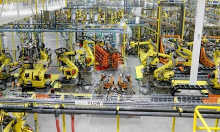 Frena automatización industrial en México: cae 7% la instalación de robots